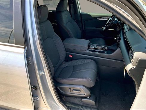 New 2026 Honda Pilot Sport image 10