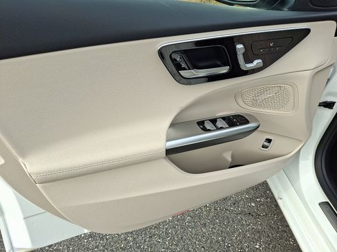New 2026 Mercedes-Benz C 300 4MATIC Sedan image 7