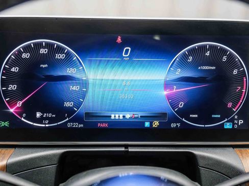 Certified 2023 Mercedes-Benz C 300 C 300 image 23