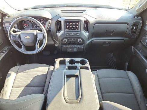 Certified 2022 Chevrolet Silverado 1500 Custom RWD image 12