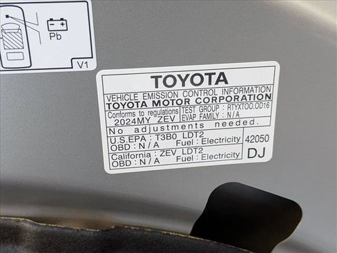 Certified 2024 Toyota bZ4X XLE w/ Weather Package image 23
