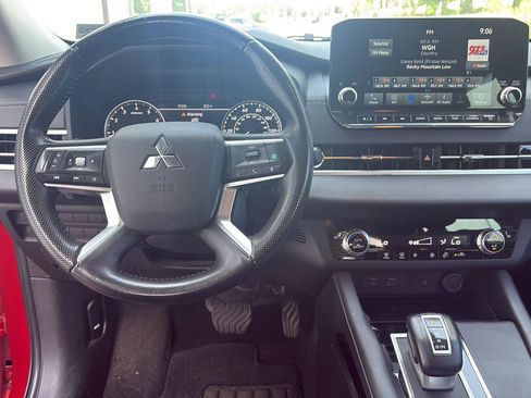 Used 2022 Mitsubishi Outlander SE FWD image 20