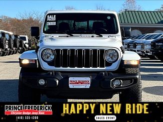 Used 2024 Jeep Gladiator Sport video 2