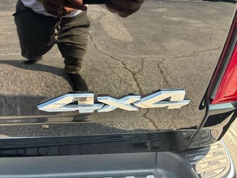 Used 2021 RAM 1500 Limited AWD/4WD image 9