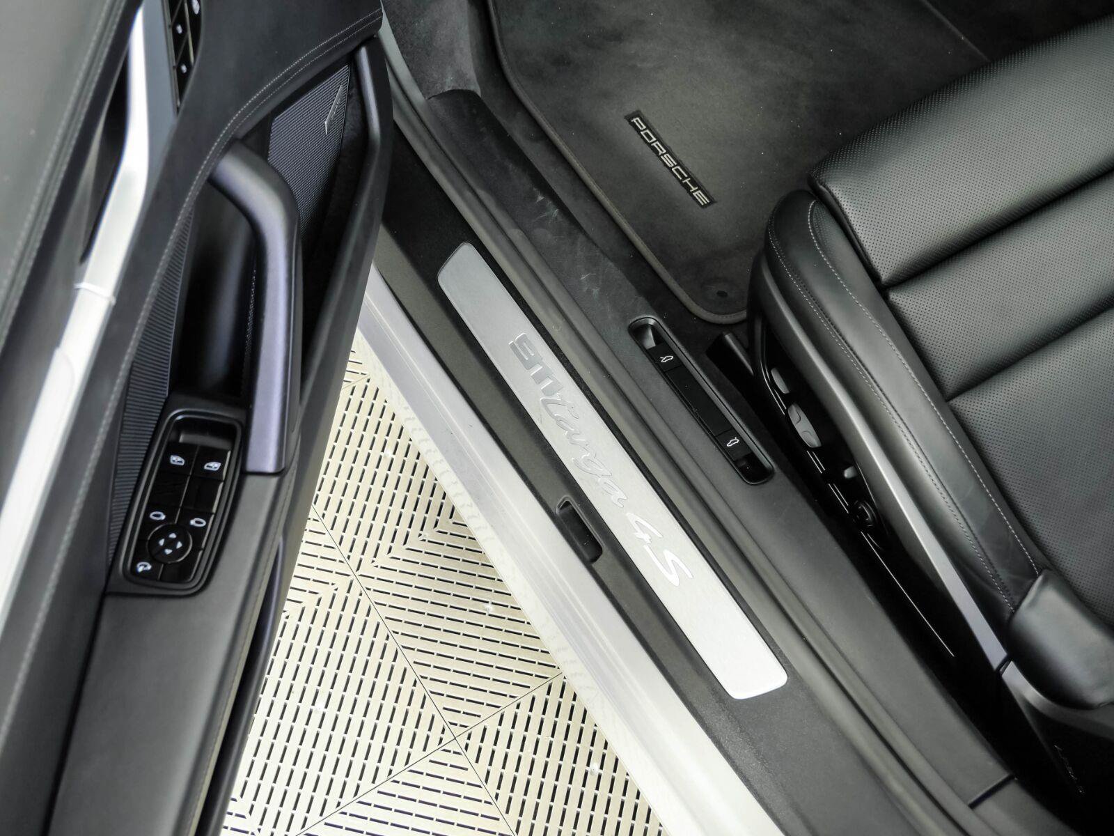 Certified 2021 Porsche 911 AWD/4WD image 8