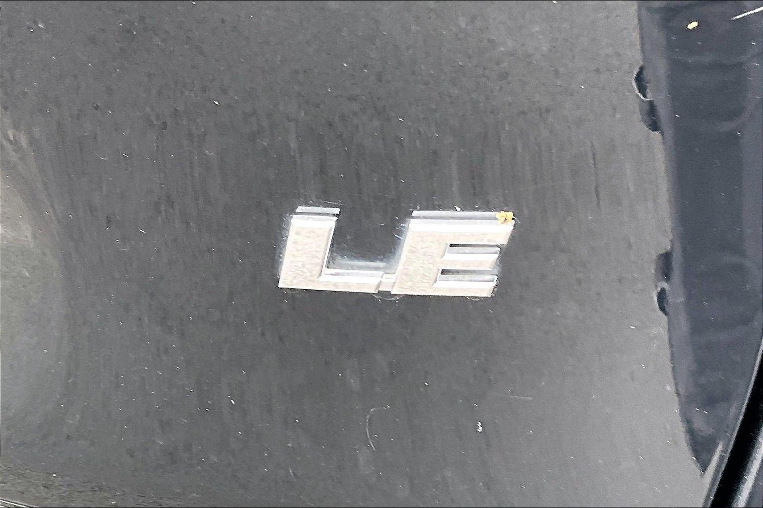 Used 2020 Toyota RAV4 LE w/ Carpet Mat Package FWD image 8