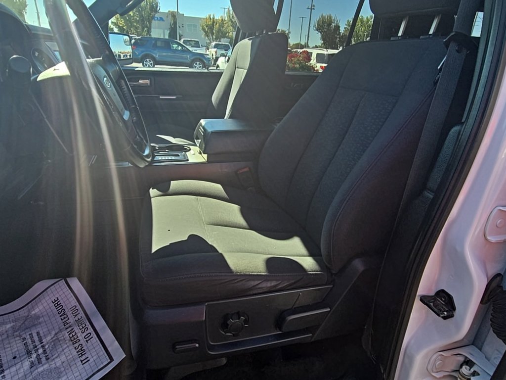 Used 2017 Ford Expedition XL w/ Equipment Group 101A AWD/4WD image 18