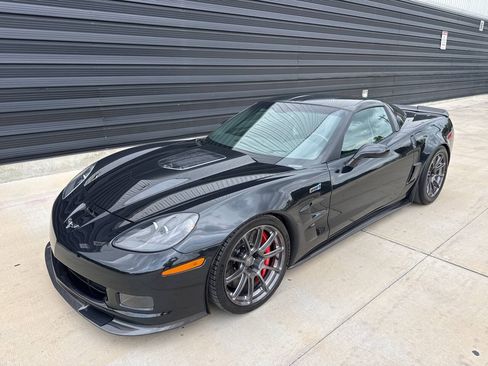 Used 2012 Chevrolet Corvette ZR1 w/ 3ZR Preferred Equipment Group RWD image 3