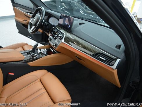 Used 2022 BMW M550i xDrive w/ Executive Package AWD/4WD image 24