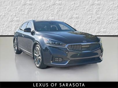 Used 2019 Kia Cadenza Technology