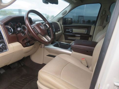 Used 2017 RAM 2500 Laramie w/ Convenience Group AWD/4WD image 22
