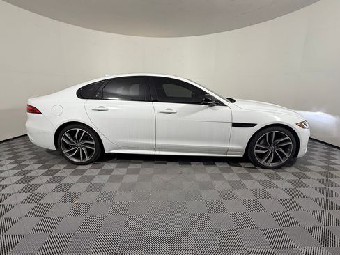 Used 2024 Jaguar XF R-Dynamic SE AWD/4WD image 7
