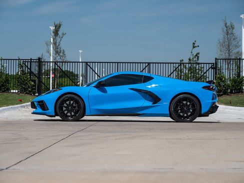Used 2023 Chevrolet Corvette Stingray Premium Cpe w/ Z51 Performance Package RWD image 6