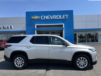 Used 2022 Chevrolet Traverse LS