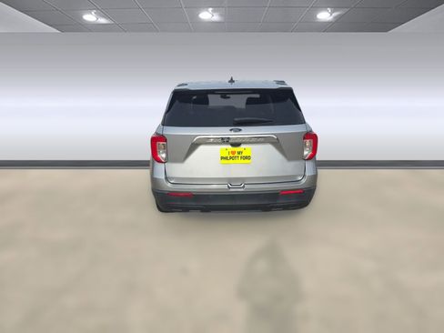 Used 2021 Ford Explorer 2WD image 9
