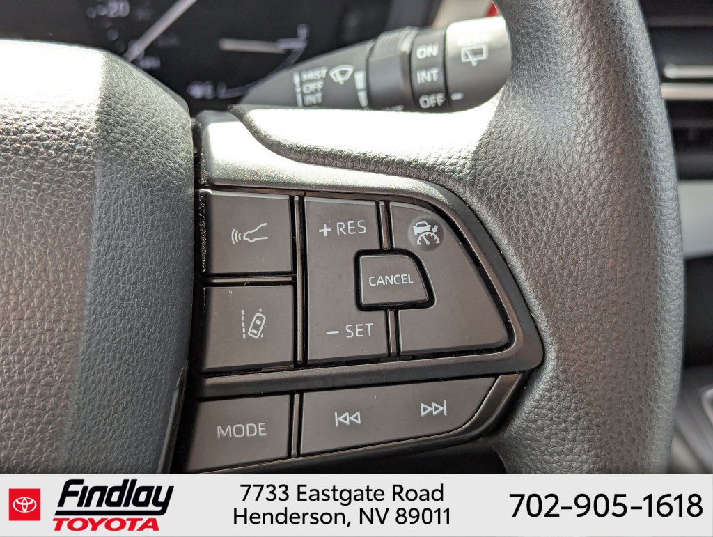 Certified 2025 Toyota Sienna LE AWD/4WD image 22