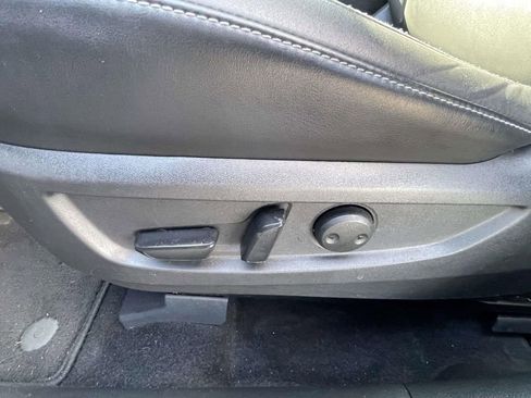 Used 2020 INFINITI QX50 Luxe w/ Navigation Package image 15