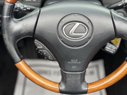 Used 2002 Lexus SC 430 Convertible image 19