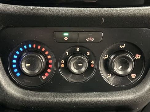 Used 2019 RAM ProMaster City Tradesman image 12