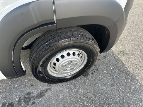 New 2025 RAM ProMaster 1500 w/ Convenience Group image 25