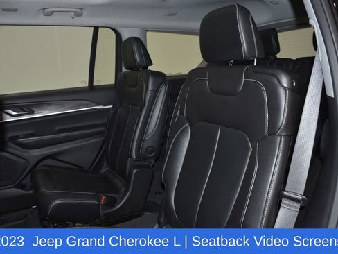 Used 2023 Jeep Grand Cherokee L Limited w/ Black Appearance Package AWD/4WD image 30