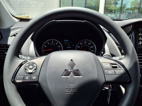 New 2025 Mitsubishi Eclipse Cross ES image 10
