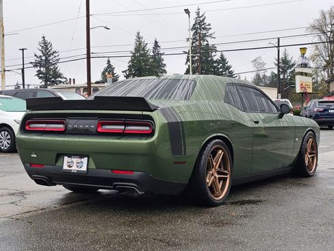 Used 2019 Dodge Challenger R/T Scat Pack w/ Shaker Package image 8