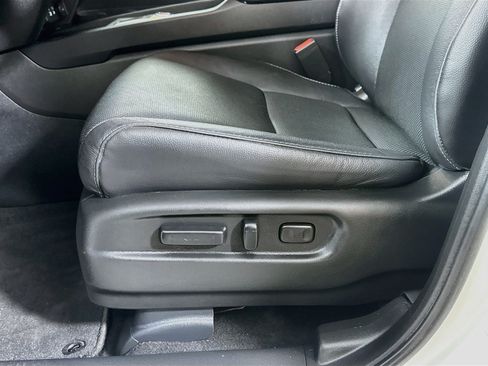 Used 2024 Honda Passport EX-L image 18