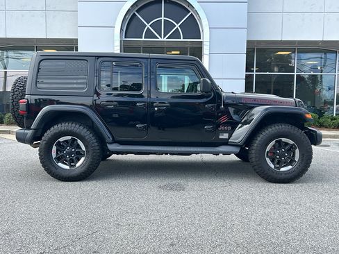 Used 2019 Jeep Wrangler Unlimited Rubicon w/ Dual Top Group image 2