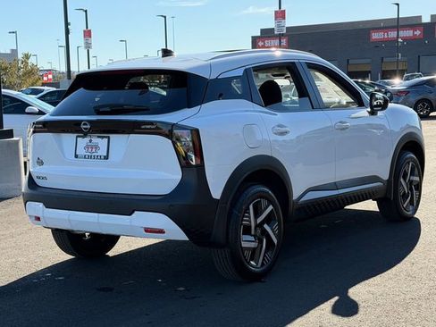 New 2026 Nissan Kicks SV w/ SV Premium Package FWD image 6