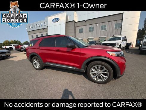 Used 2023 Ford Explorer XLT w/ Equipment Group 202A AWD/4WD image 7