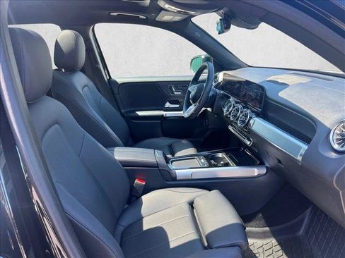 Certified 2026 Mercedes-Benz GLB 250 4MATIC image 25
