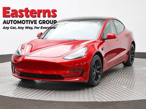 Used 2023 Tesla Model 3 Standard Range RWD image 1