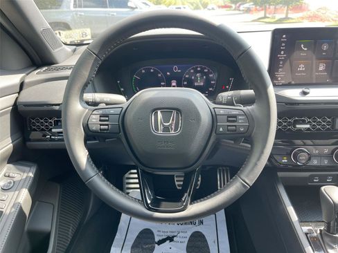 Used 2024 Honda Accord Sport image 24