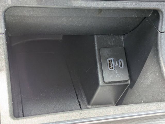 Used 2022 Ford Edge SEL AWD/4WD image 23