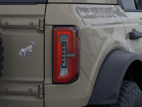 New 2026 Ford Bronco Badlands AWD/4WD image 24