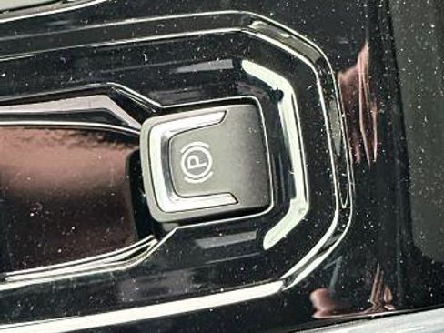 New 2025 Chevrolet Colorado Trail Boss AWD/4WD image 39