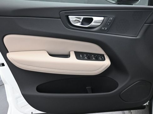 New 2026 Volvo XC60 B5 Core AWD/4WD image 5
