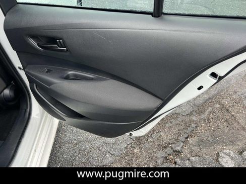 Used 2023 Toyota Corolla LE image 16
