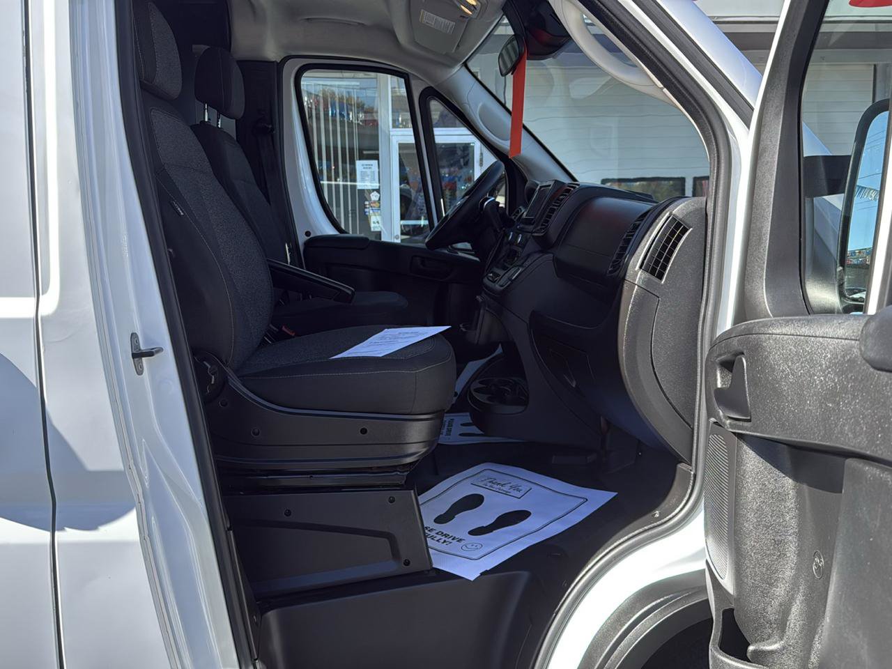 Used 2025 RAM ProMaster 2500 w/ U-Haul Equipment Group FWD image 24