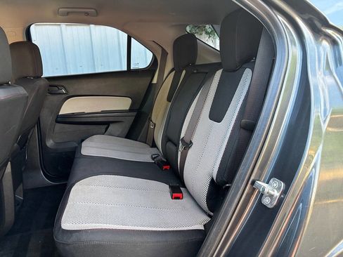 Used 2017 Chevrolet Equinox LS image 11