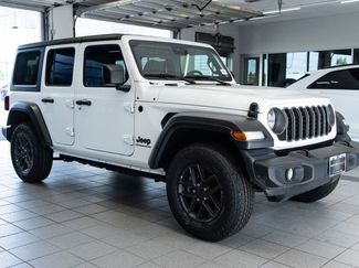 Used 2025 Jeep Wrangler Unlimited Sport AWD/4WD video 1