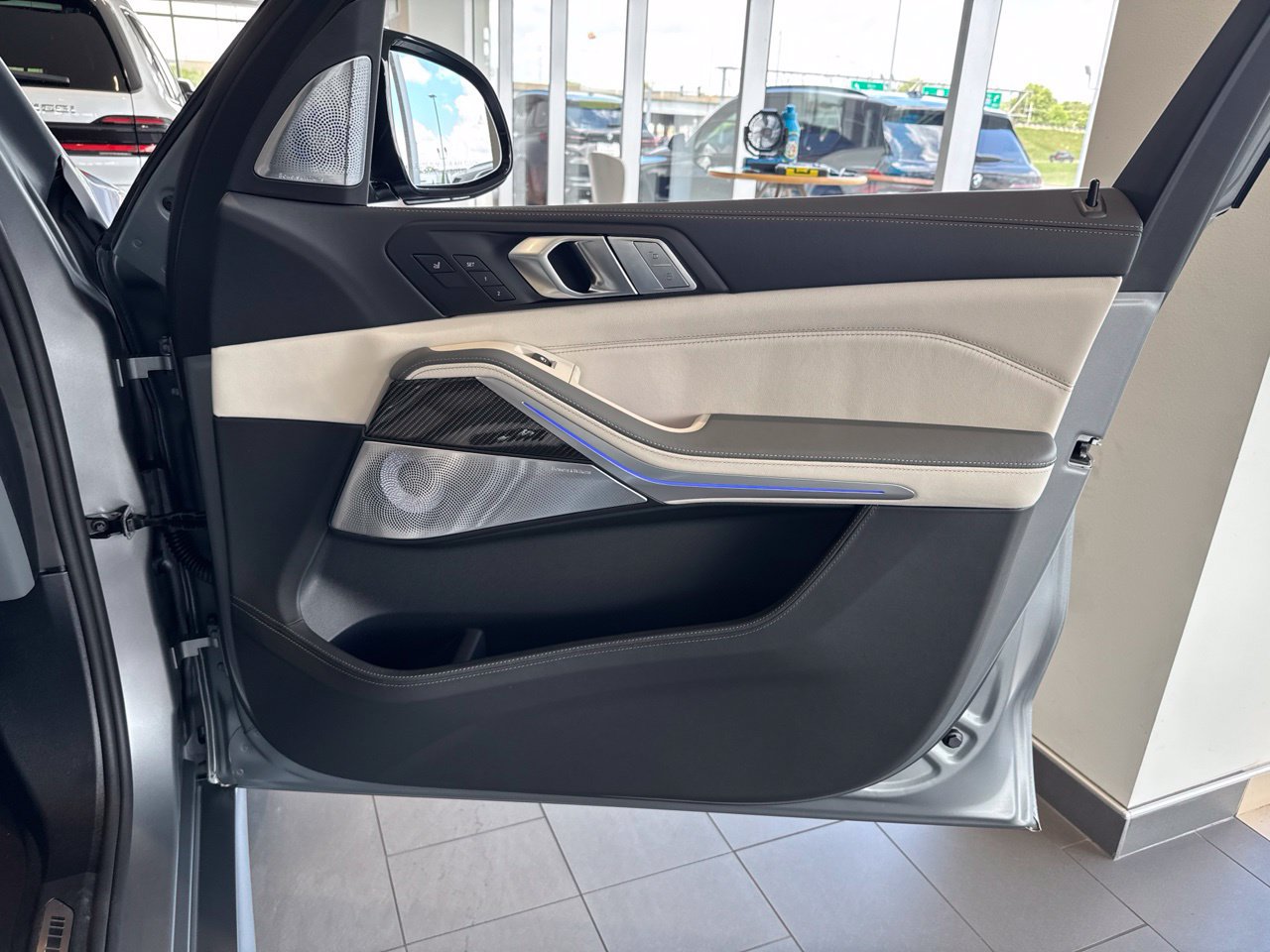 New 2027 BMW X7 M60i AWD/4WD image 62