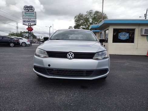 Used 2014 Volkswagen Jetta S FWD image 2