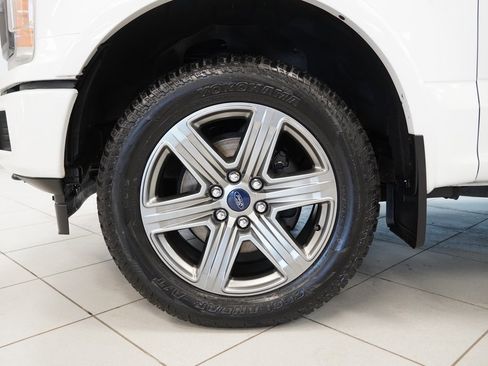 Used 2018 Ford F150 XLT w/ Equipment Group 302A Luxury image 15