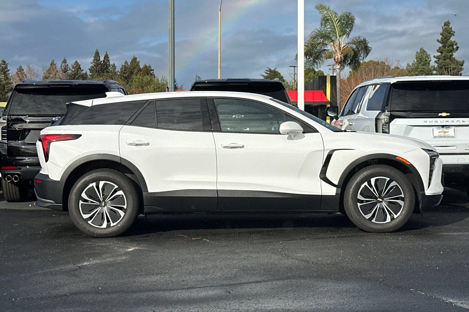 Used 2026 Chevrolet Blazer EV LT FWD image 4