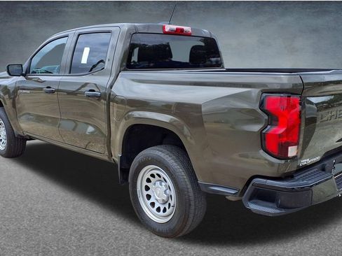 Used 2023 Chevrolet Colorado W/T RWD image 4