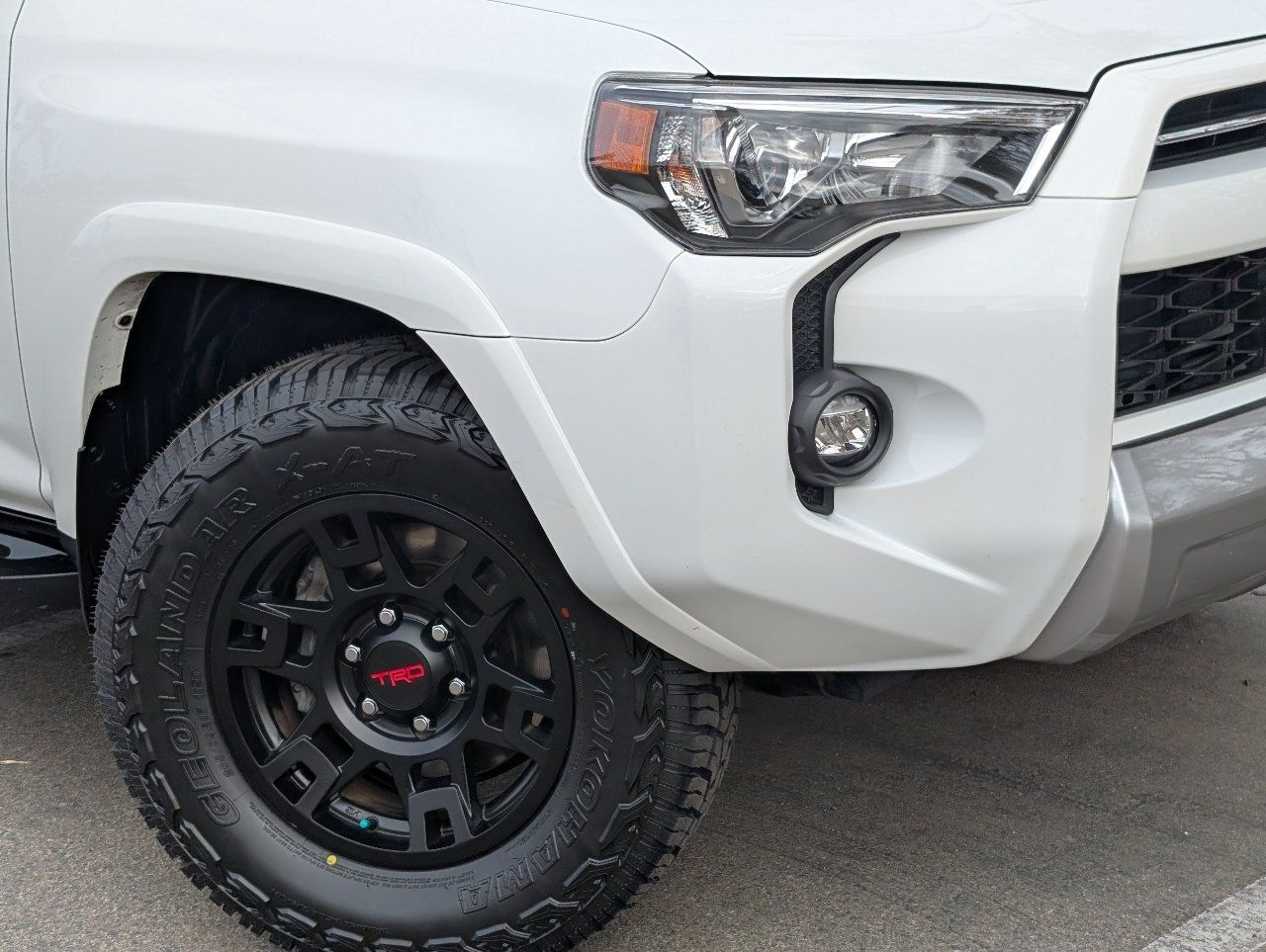 Used 2024 Toyota 4Runner TRD Off-Road Premium w/ Off Road Premium Plus Package AWD/4WD image 10