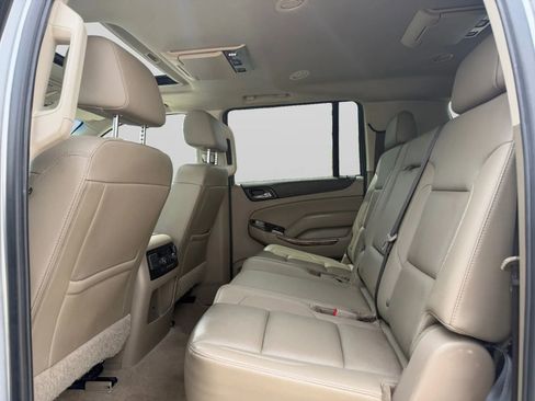 Used 2019 GMC Yukon XL SLT w/ Open Road Package RWD image 28