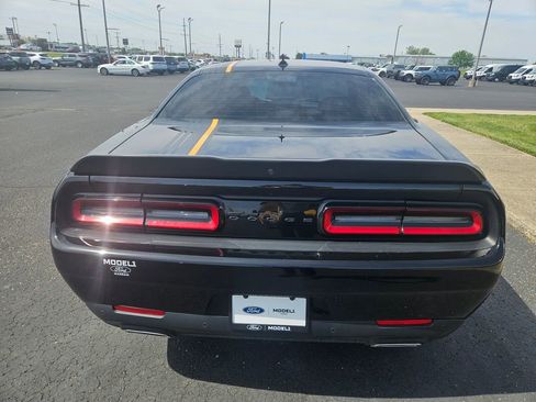 Used 2022 Dodge Challenger GT w/ Plus Package RWD image 7